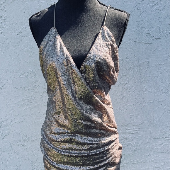 TOBI all sequin sexy body-con wrap mini dress XS  STAND OUT AT THE PARTY! - Picture 1 of 10